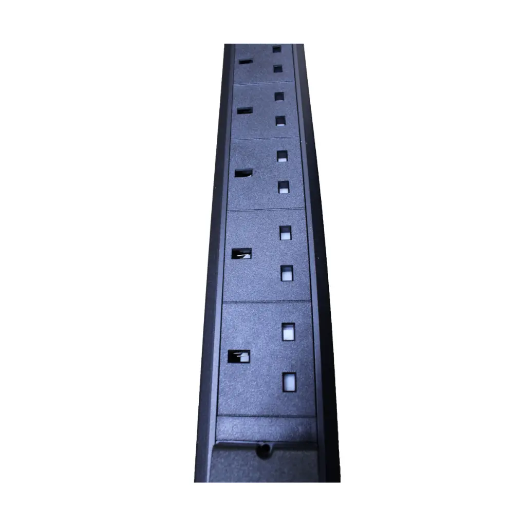 CentRacks 12 Gang 13A PDU with 16A DP MCB 1.webp